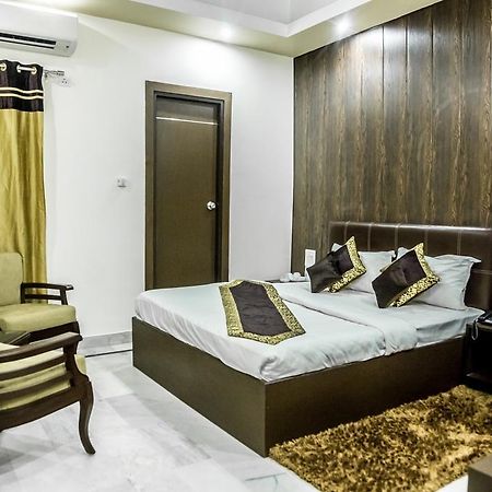Red Orchid Hotel Meerut Exterior foto