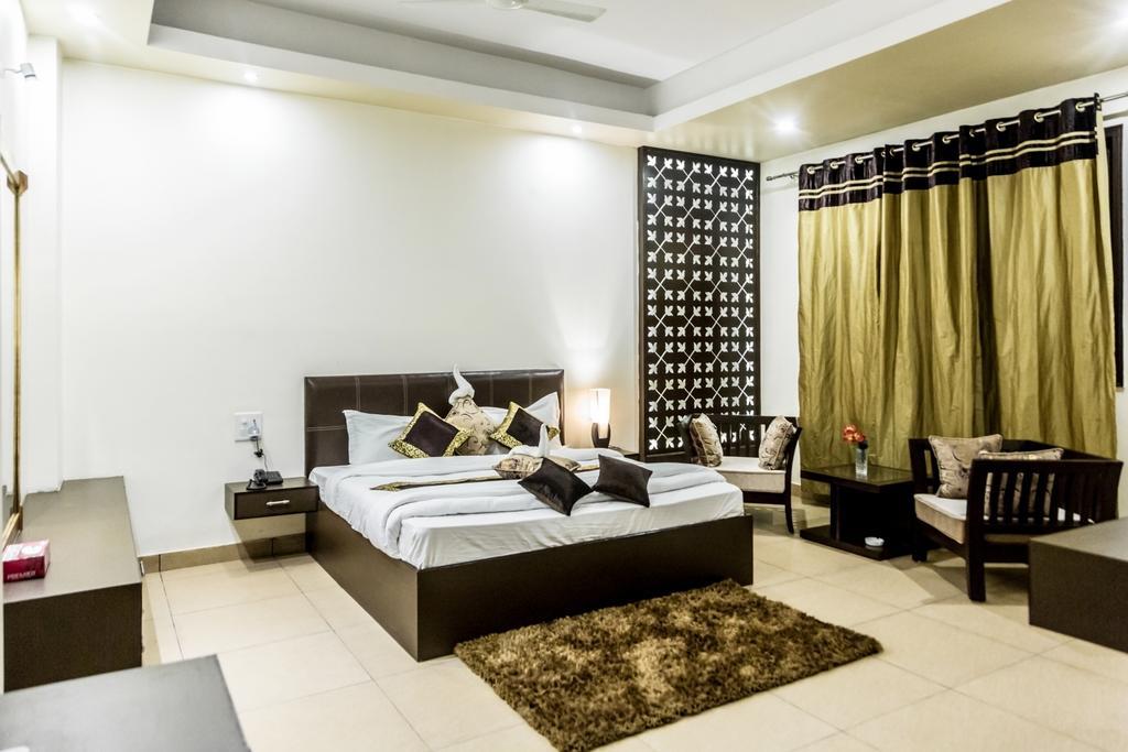 Red Orchid Hotel Meerut Exterior foto